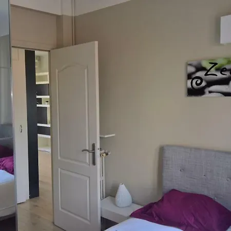 Val Roya Terrasse, Penthouse Avec Terrasse Panoramique Au Coeur De Nice, Quartier Des Musiciens *