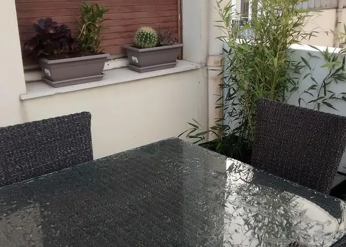 Appartement Val Roya Terrasse Nice