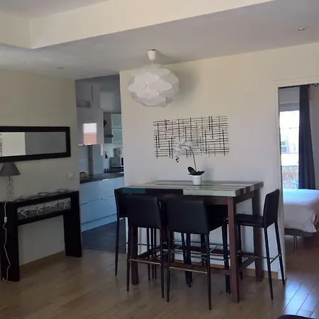 アパート Val Roya Terrasse